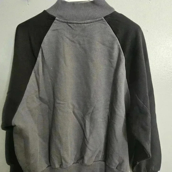 Quicksilver long-sleeved gray & black medium - Picture 5 of 9